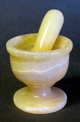 Mörser aus blauem Alabaster